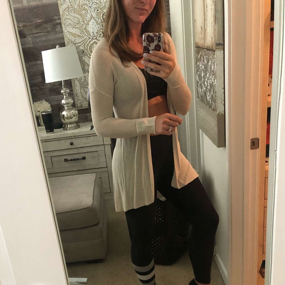 Cardigan - Picture 6 of 6